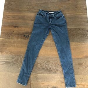 535 super skinny Levi’s jeans